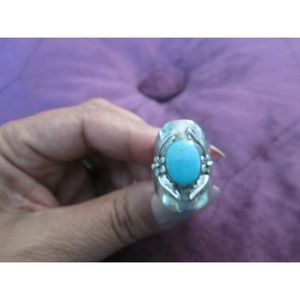 Vintage Sterling Silver Ring with Turquoise * A86
